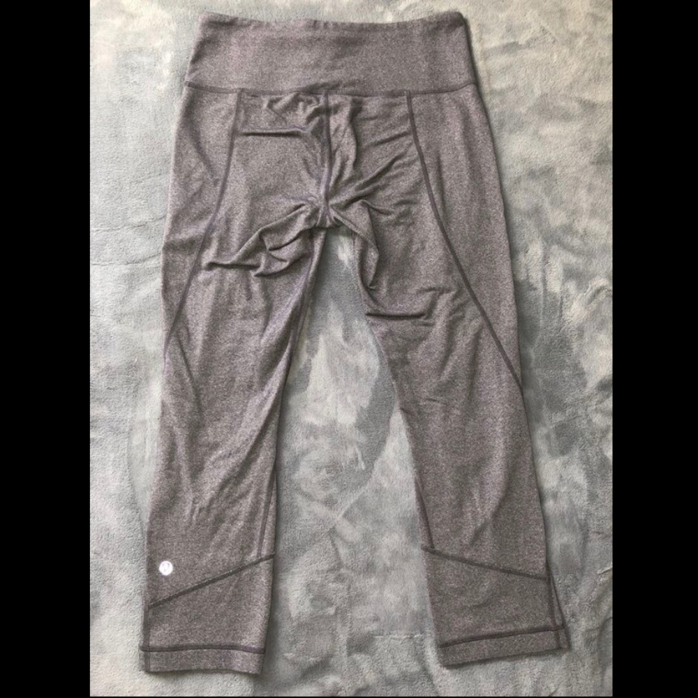 Lululemon cropped leggings
